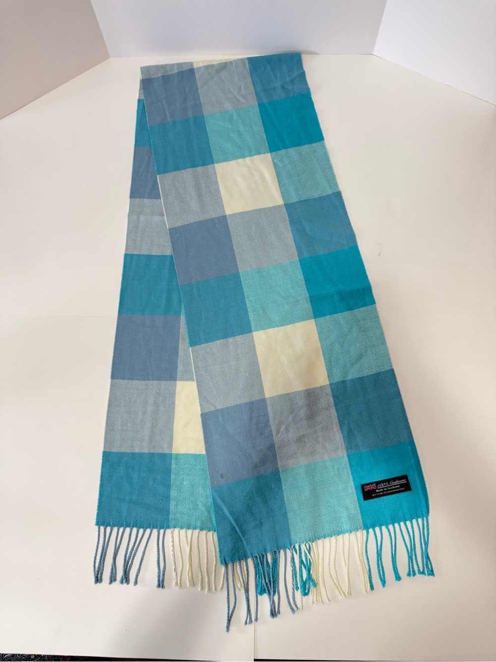 100% Cashmere Plaid Scarf in Aqua & Teal